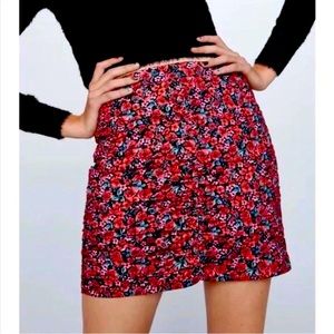 NWT Zara Red Rose Ruched Skirt